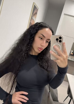 Lily23, 23, United States