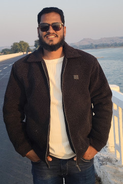 Firozmansuri, 30, India