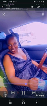 Mavie, 52, Zimbabwe