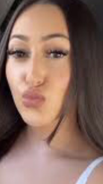 Lorie Barnes Karinna, 18, United States