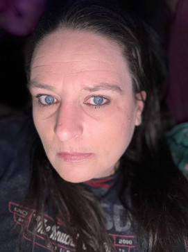 Emily Johnson, 38, United States