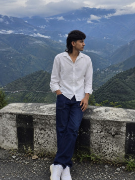Vassu, 25, India
