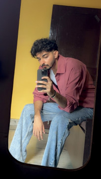 Saksham, 21, India
