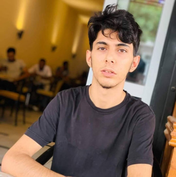 Amir, 18, Tunisia