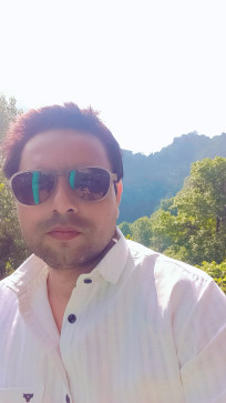 Juned, 30, India