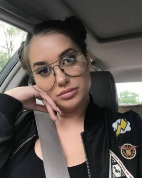 Serenaahshbbabab, 25, United States