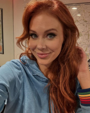 Mary Anderson, 37, United States