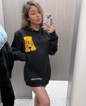 Nora Richee, 21, United States
