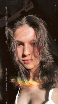 Mica, 18, Portugal