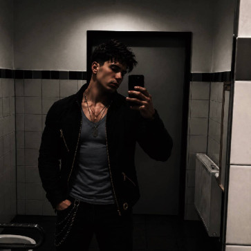 Varga Ricsi, 21, United States
