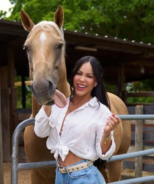 Minimine, 34, United States