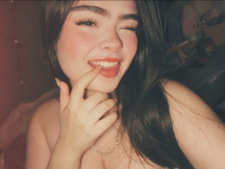 Lyla, 21, Tunisia