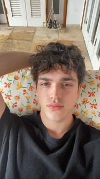 Alex Standall, 24, Mexico