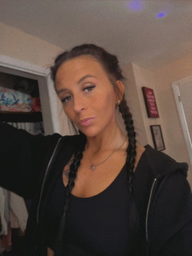Katelyn, 31