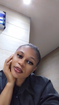Zainab Bakare, 30, United States