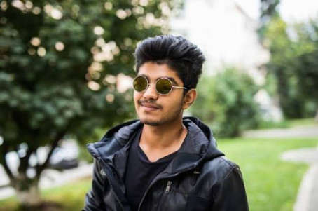 Robin, 20, India