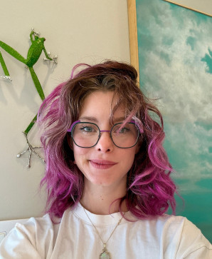Queen Elizabeth, 27, United States
