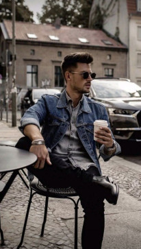 Roy, 26, India