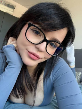 Charlotte Kate, 29, Germany
