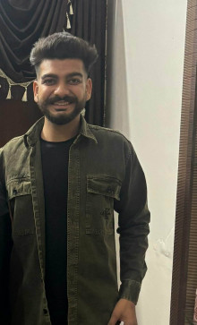 Aryan Tackyar, 26, India