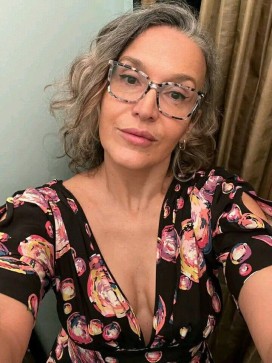 Christine Van Pelt, 43, United States