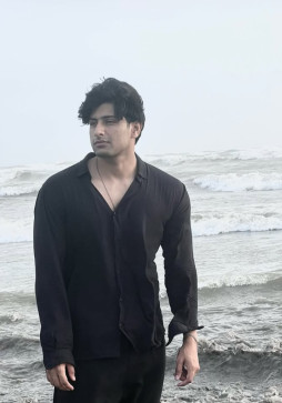 Harsh Singh, 29, India