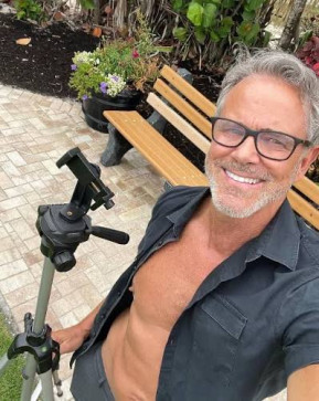 Link Stevens, 56, United States