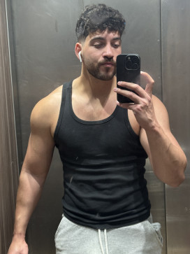 Alef, 25, United Kingdom