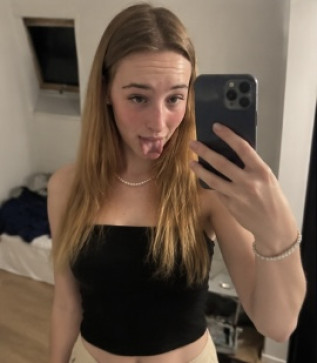 Kyra Barron, 20, United Kingdom