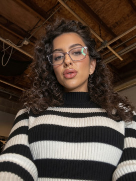 Ella, 25, United States