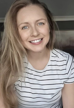 Alice Simth, 30, Germany