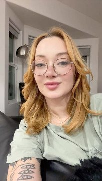 Emma Magnolia, 32, United Kingdom
