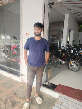 Dipak Rawat, 18, India