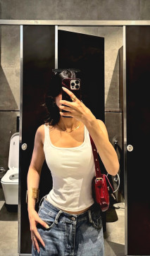 Ananya, 20, India