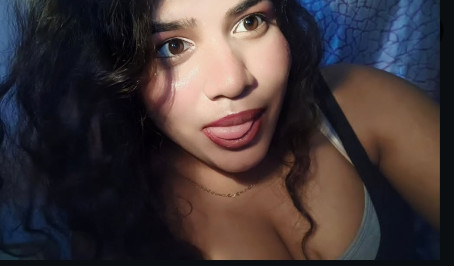 Tina, 24, India