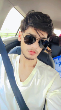 Kenny, 23, India