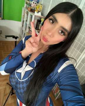 Cherry Adams, 25, United Kingdom