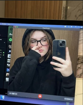Ellyse Jane, 21, Australia