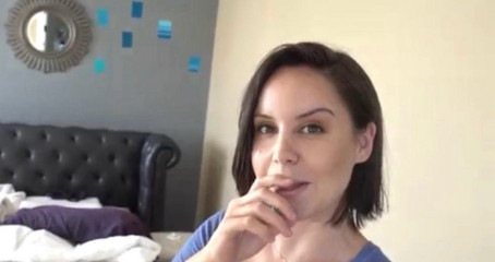 Liz, 25, United States