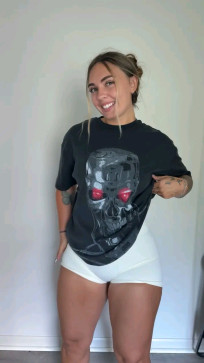 Jessica Johnson, 23, United Kingdom
