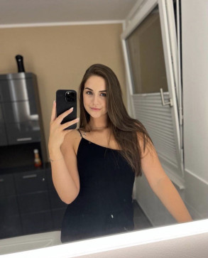 Teresa, 35, United States