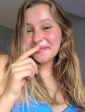 Stacy, 23, United Kingdom