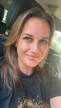 Karen, 42, United States