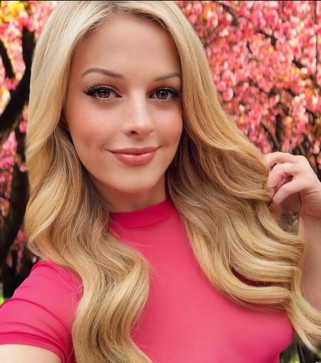 BRI BLOSSOM, 31, United States