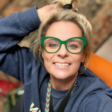 Sarah Anderson, 50, United States