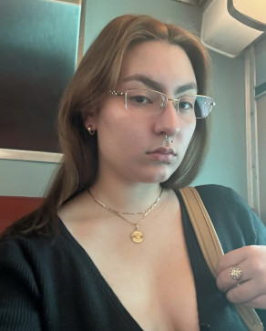 Lily, 29, United States