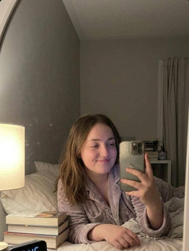 Gold, 30, Germany