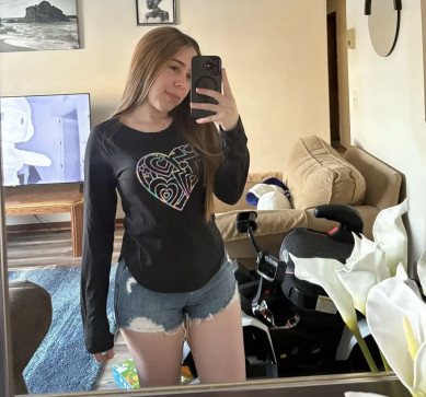 Rose Cate, 27, Canada