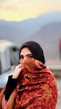 Zahwa Khan, 19, India