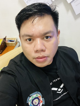 Kris, 29, Philippines